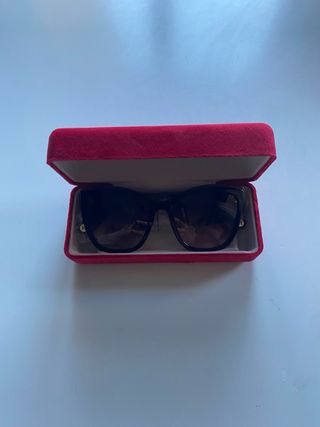 Gafas de sol Carolina Herrera negras NUEVAS