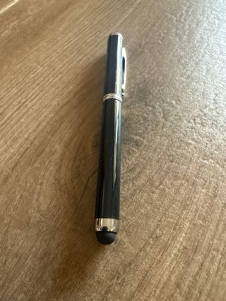 lápiz táctil con láser 
para móvil tablet