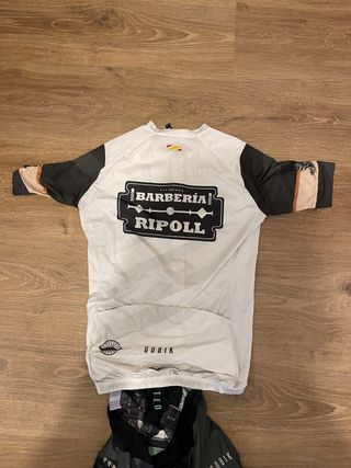 Equipación Ciclismo Gobik Talla M