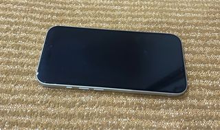 iPhone 16 Blanco. usado durante 6 meses 