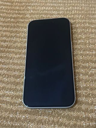 iPhone 16 Blanco. usado durante 6 meses 