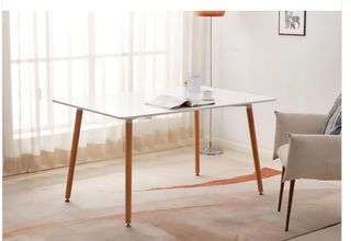 Mesa Nórdica Blanca y Madera