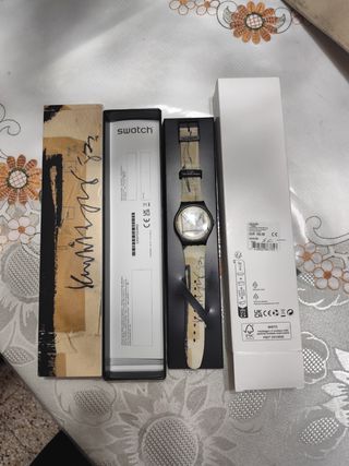 Swatch x Jean-Michel Basquiat SUOZ355
