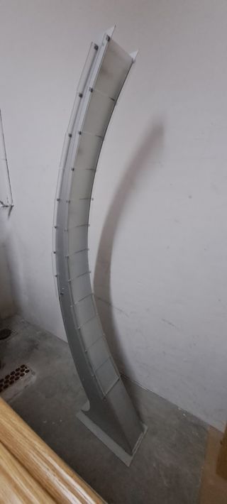 Lámpara de pie, de arco, metal y cristal