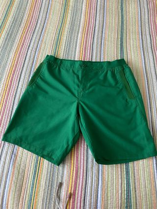 Bermuda decathlon estilo golf.