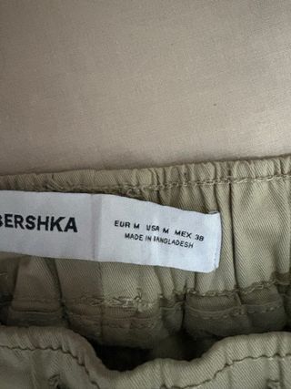 Pantalones cargo beige