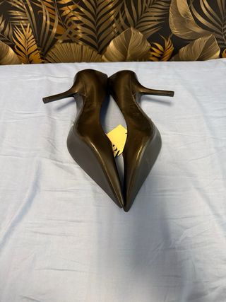 Zapatos de tacón Zara negros mujer
