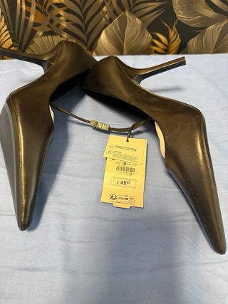 Zapatos de tacón Zara negros mujer