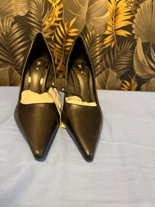 Zapatos de tacón Zara negros mujer