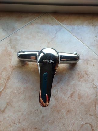 Grifo de ducha monomando 