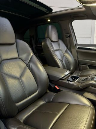 Porsche Cayenne 2016