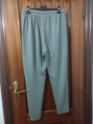 Pantalón chándal verde