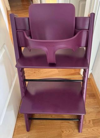 Trona Stokke de madera morada