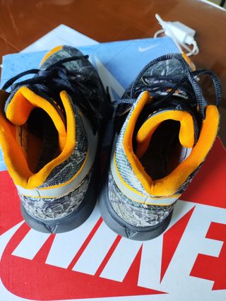Zapatillas Nike Kyrie 5 Talla 37.5
