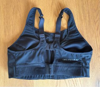 Sujetador deportivo Nike negro talla S