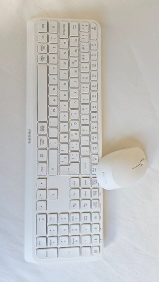 Teclado y Ratón Philips 4000 Series Inalámbrico