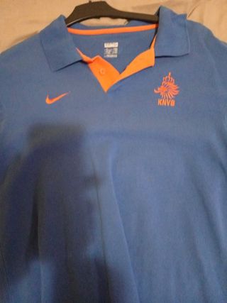 Polo Nike azul y naranja KNVB