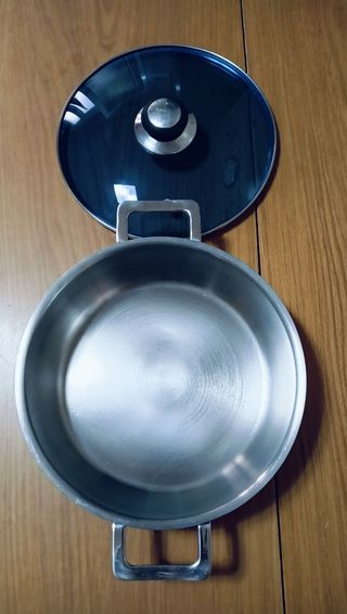 Maravillosa Olla Alessi 
DE INDUCCIÓN 