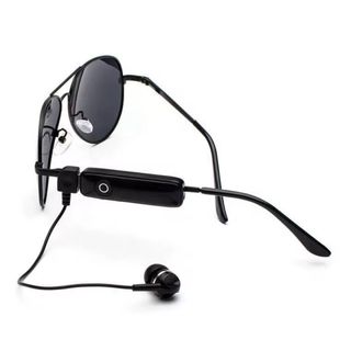 Gafas de sol piloto retro con auriculares