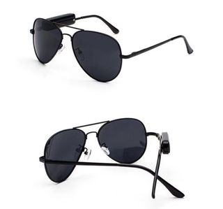 Gafas de sol piloto retro con auriculares