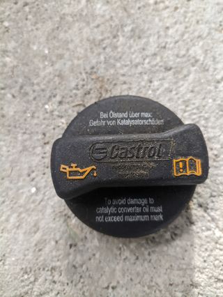 Tampa Óleo Motor Audi A3 8P Castrol