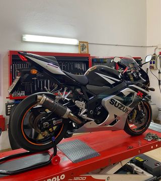 Suzuki GSXR 600 K5