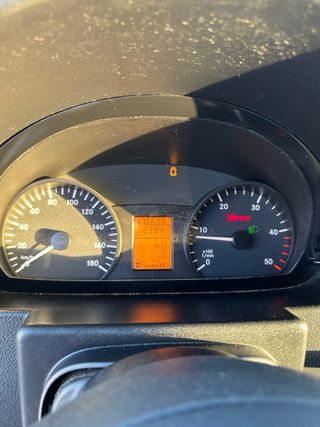 Mercedes-Benz Sprinter 2012