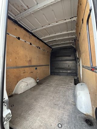 Mercedes-Benz Sprinter 2012