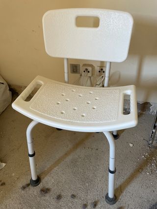 Silla de ducha con respaldo