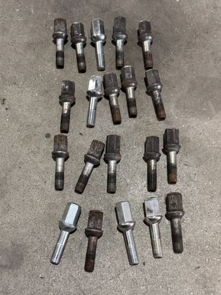 Tornillos Llantas Mercedes W124 W201