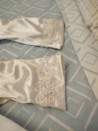 Vestido novia Isamar 36-38. Velo guantes a juego