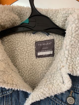 Chaqueta vaquera forrada Primark azul
