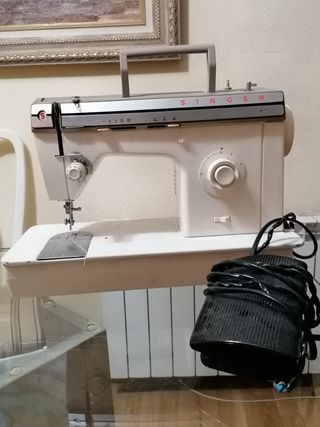 Máquina de coser Singer
