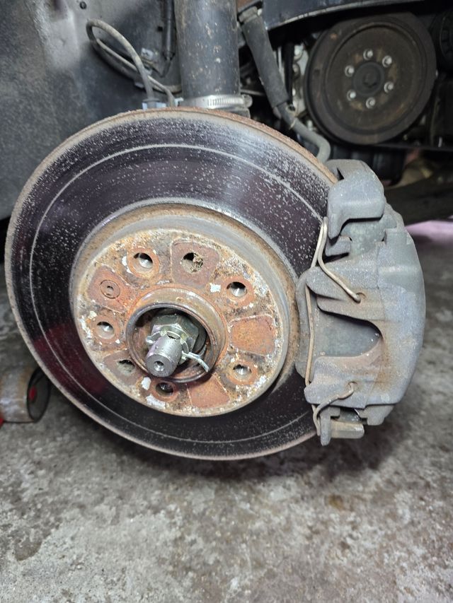 Pinzas delanteras opel calibra v6-turbo