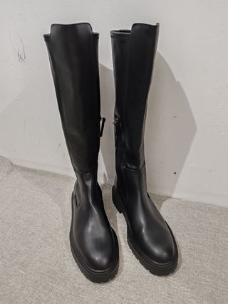 Botas altas Zara negras talla 41