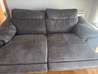 Sofá gris de 2 plazas que se puede separ entre ell