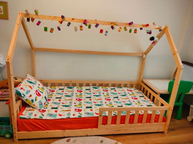Cama casita Montessori infantil