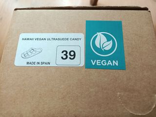 Sandalias veganas Schweppes rosa y amarillo