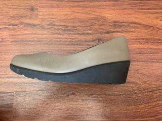 Zapatos Mimao grises cuña talla 38