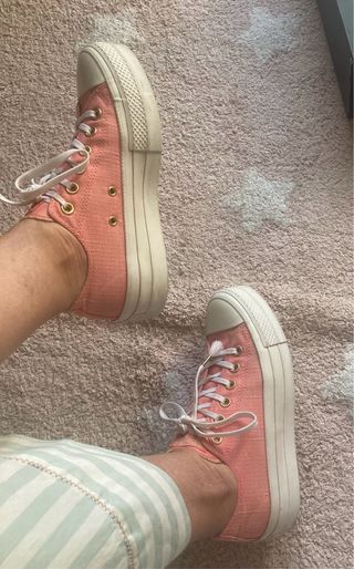 Zapatillas Converse coral plataforma
