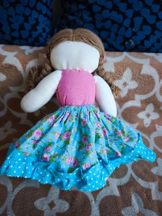 Lote Peluches Perro, Flamenco y Muñeca