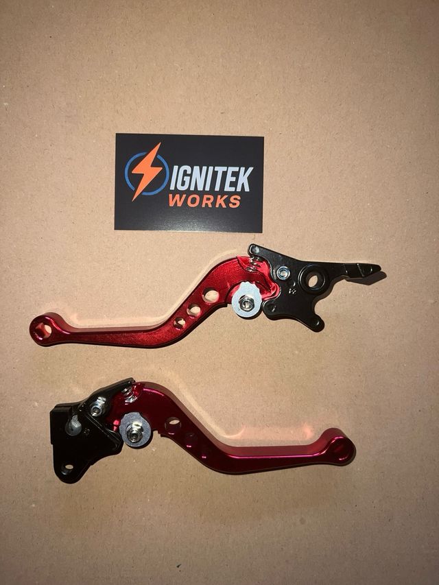 Manetas regulables rojas nuevas