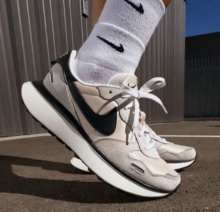 Nike Waffle Phoenix Beige/Negro