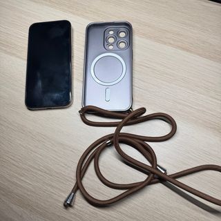 Cover iphone 15 pro magsafe, cordino e vetri