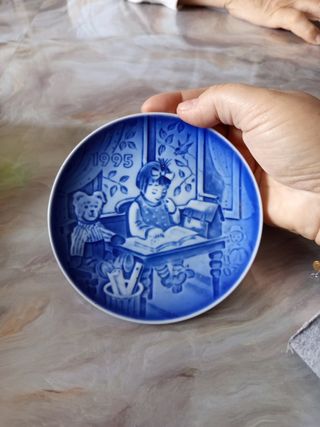 Piatto Bing & Grondahl 1995
"Il mio primo libro"