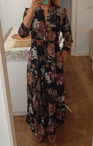 Vestido negro camisero con flores Zara XS