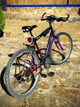 BICICLETA MONTAÑA BTT, SHIMANO, 26 PULG. LIGERA