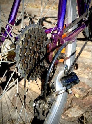 BICICLETA MONTAÑA BTT, SHIMANO, 26 PULG. LIGERA