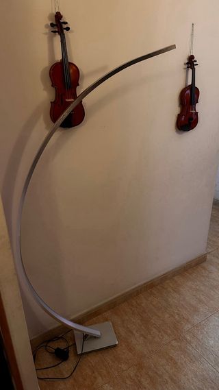 Lámpara de pie moderna metal 