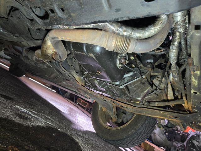 Línea de escape Calibra V6